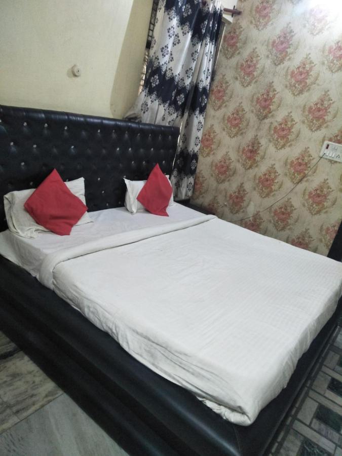 Hotel Shiv Mahima Inn By Wb Inn Allāhābād Junction Zewnętrze zdjęcie